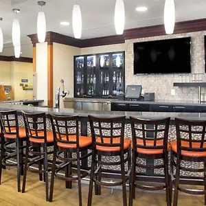 Fairfield & By Marriott Toronto Airport Hotel